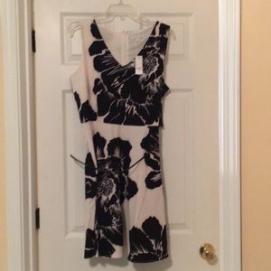 New York & Company Brand New Floral Dress